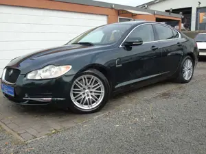 Jaguar XF 3.0 V6 Diesel Luxury*VOLLLEDER*EINPARKHILFE*ALU .. Bild 2