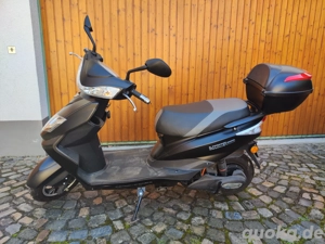 Elektroroller Eagle gebraucht, 45 km h, Blei-Gel-Akku, 2000 Watt