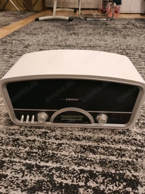 Retro-Radio Lenco SR-05 BT mit Bluetooth & USB-Ladefunktion
