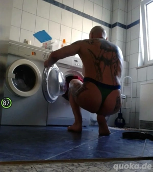 Du bist eine Frau,  dominant oder dom neugierig?