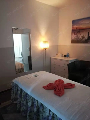 Komm zu Kelly zur chinesischen Wellnessmassage in Haan Bild 4