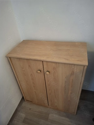 Kleiderschrank, Kommode, Bett, Regal zu verschenken, auch einzeln Bild 2