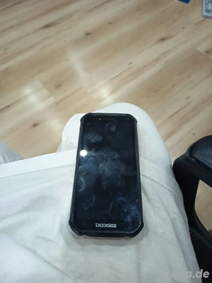 Doogee Handy Baustelle 