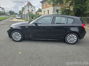 BMW 116i mit wenig KM aus 2.Hand. Türe vorne links beschädigt  Ko Bild 10