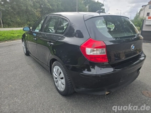 BMW 116i mit wenig KM aus 2.Hand. Türe vorne links beschädigt  Ko Bild 3