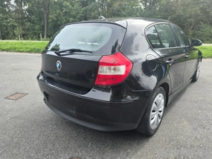 BMW 116i mit wenig KM aus 2.Hand. Türe vorne links beschädigt  Ko Bild 4