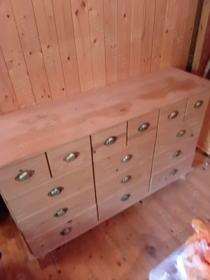 Apothekerschrank aus Kieferholz