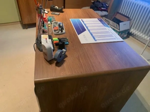 Schreibtisch aus  massiv Holz