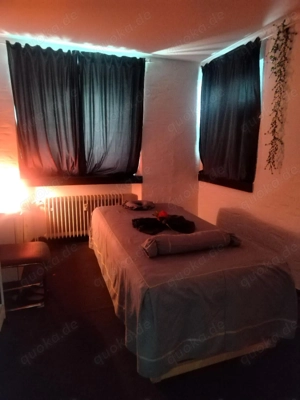 Yanyan Chinesische Massage 