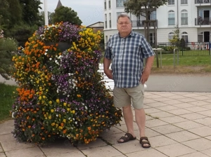 Rentner sucht eine Partnerin für ein gemeinsames Leben .