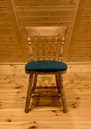 8 Stühle - Naturholz - Landhausstil