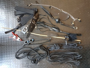 Rohrstock Peitsche Erziehung 