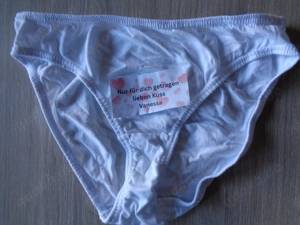 Weiß schlicht getragene Slips nur für dich ! Schreib mir gerne ich freue mich auf dich !