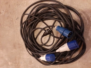 Stromkabel mit Adapterkabel