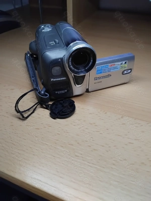 Videokamera Panasonic NV-GS35 mit Zubehör 