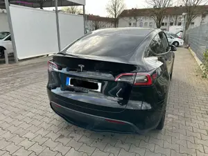 Tesla Model Y Performance Dual Motor AWD Bild 5