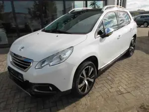 Peugeot 2008 Allure Pure Tech 130| StartStop| SHZ| Navi Bild 2