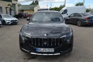 Maserati Levante Diesel 3.0 V6 Autom. Navi, Kamera, AHK Bild 2