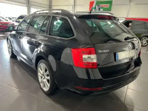 Skoda Octavia 1.5 TSi Combi **Navi*PDC*Klima*Temp** Bild 3