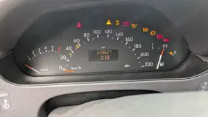 Mercedes-Benz A 140 Elegance Bild 5