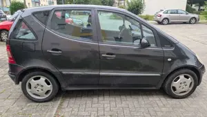 Mercedes-Benz A 140 Elegance Bild 2