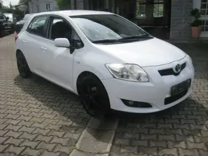 Toyota Auris 1.33 VVT-i Life Bild 4
