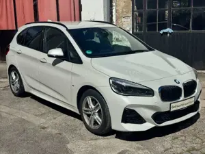 BMW 218 218 d xDrive M Sportpaket ° Aut. Bild 2