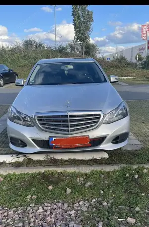 Mercedes-Benz E 220 CDI 7G-TRONIC
