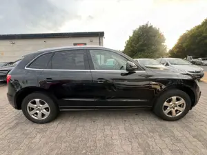 Audi Q5 2.0 S-Line Quattro, TÜV NEU, Auto., Xenon,PDC Bild 2