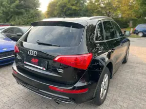 Audi Q5 2.0 S-Line Quattro, TÜV NEU, Auto., Xenon,PDC Bild 3