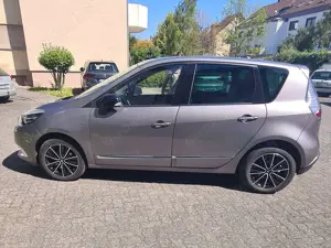 Renault Scenic Scenic Diesel dCi 110 EDC Bose Edition