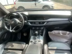 Alfa Romeo Stelvio Stelvio 2.2 Diesel 16V AT8-Q4 Super Bild 3