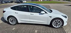 Tesla Model 3 SR Plus *Mod 2023*MatrixLED*1Hd*19"*Wärmepumpe