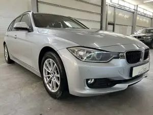 BMW 318 3 Touring 318 d BI-XENON ALU SHZ KLIMA PDC Klima Bild 3