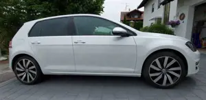 Volkswagen Golf Golf 1.4 TSI ACT BlueMotion Technology Highline Bild 4