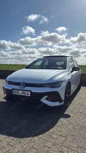 Volkswagen Golf 2.0 TSI 221 kW GTI Clubsport