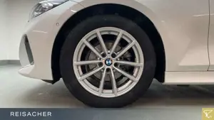 BMW 318 d A Tou LCProf AHK ACC HUD RFK LM17" Bild 3