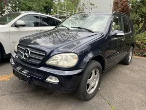 Mercedes-Benz ML 500 ML 500 / 7 Sitzer