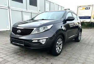 Kia Sportage 4x4 / Automatik / NAVI / Klima
