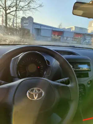 Toyota Aygo x Bild 5