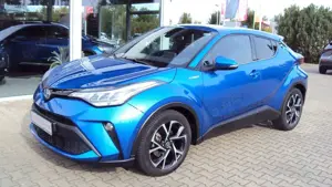 Toyota C-HR Hybrid Team D