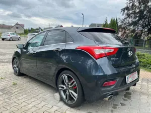Hyundai i30 1.6 T GDI Turbo Bild 3