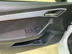 SEAT Ibiza 1.0 TSI DSG FR*Navi*ACC*Kamera*Voll LED* Bild 4