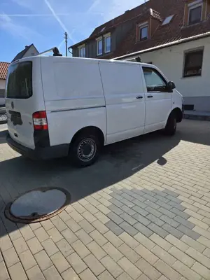 Volkswagen T5 Transporter Kasten Bild 4