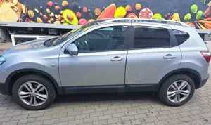 Nissan Qashqai 1.6 DCI,Start/Stop Tekna, Pano, AHK,TÜV neu