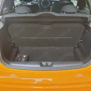 MINI Cooper D MINI 3-TÜRER Diesel Aut. Bild 4