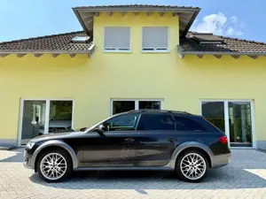 Audi A4 allroad 2.0 TDI quattro AUTOM.-Pano-Xenon-AHK Bild 4
