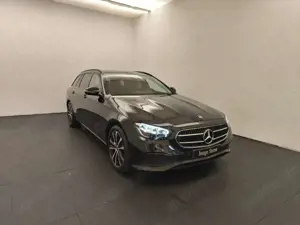 Mercedes-Benz E 300 E 300de T Avantgarde AHK Night Totwinkel RüCam Bild 3