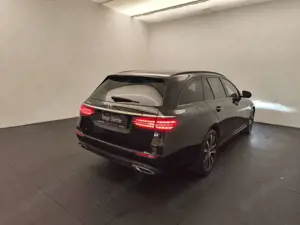 Mercedes-Benz E 300 E 300de T Avantgarde AHK Night Totwinkel RüCam Bild 5
