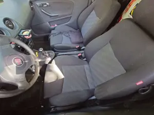 SEAT Ibiza Ibiza 1.4 16V Sport Edition Bild 4